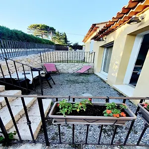 F2 Neuf Calme Climatisé Wifi Parking - 1,5 Km Cagnes-sur-Mer